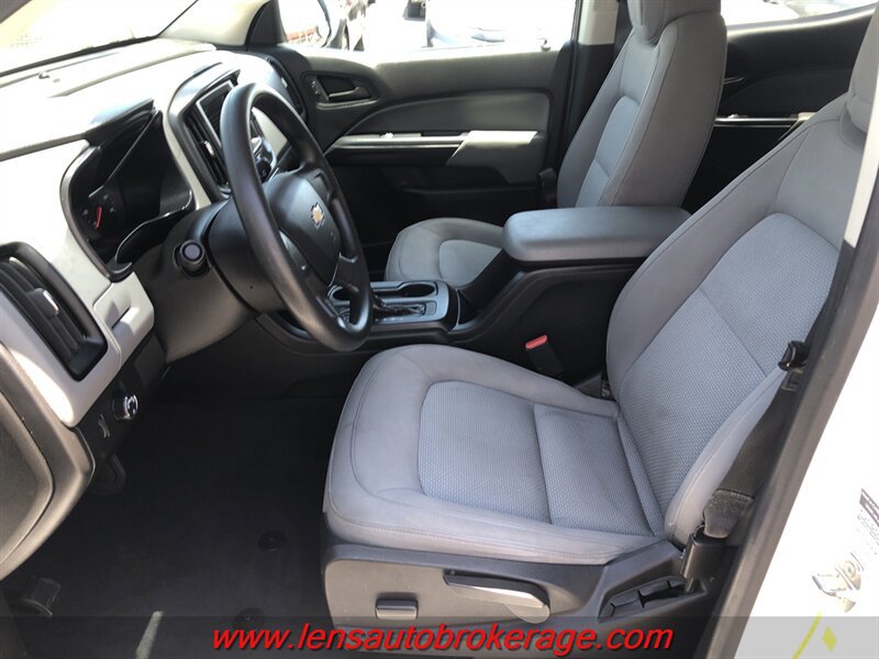 Used 2019 Chevrolet Colorado W/T RWD image 11