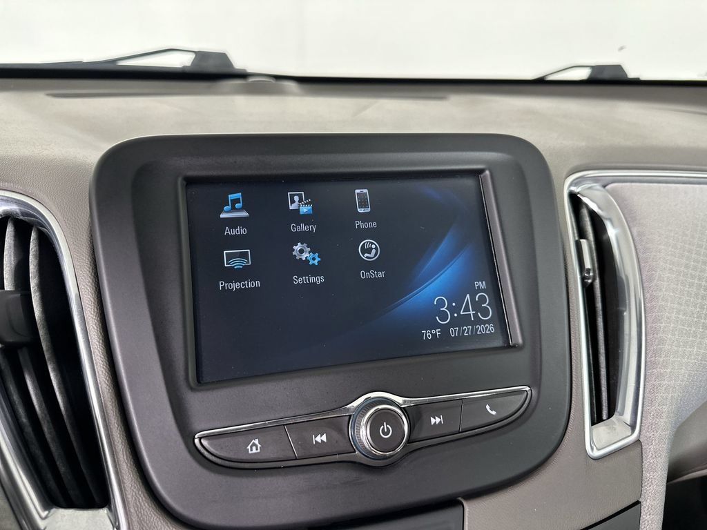 Used 2018 Chevrolet Malibu LT FWD image 16