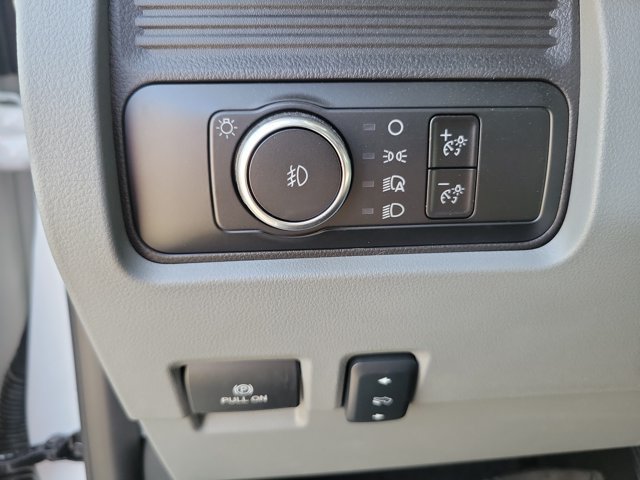 New 2024 Ford F350 XLT w/ XLT Value Package RWD image 30