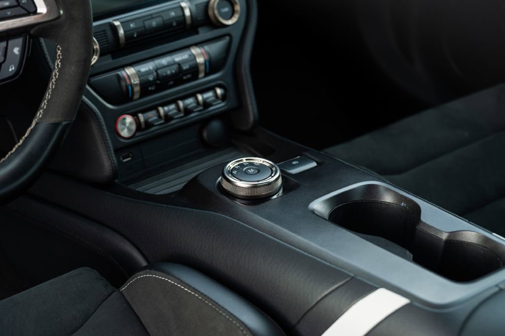 Used 2021 Ford Mustang Shelby GT500 w/ Carbon Fiber Track Pack image 29