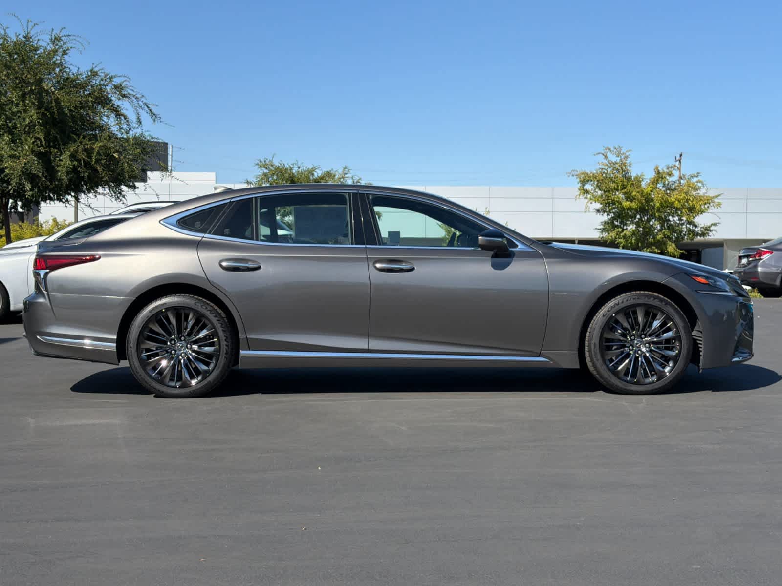 Used 2018 Lexus LS 500 w/ Interior Upgrade Package RWD image 6