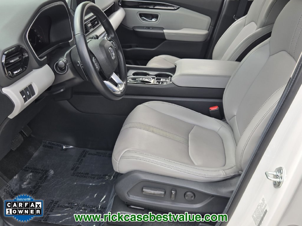 Used 2024 Honda Pilot Touring image 10