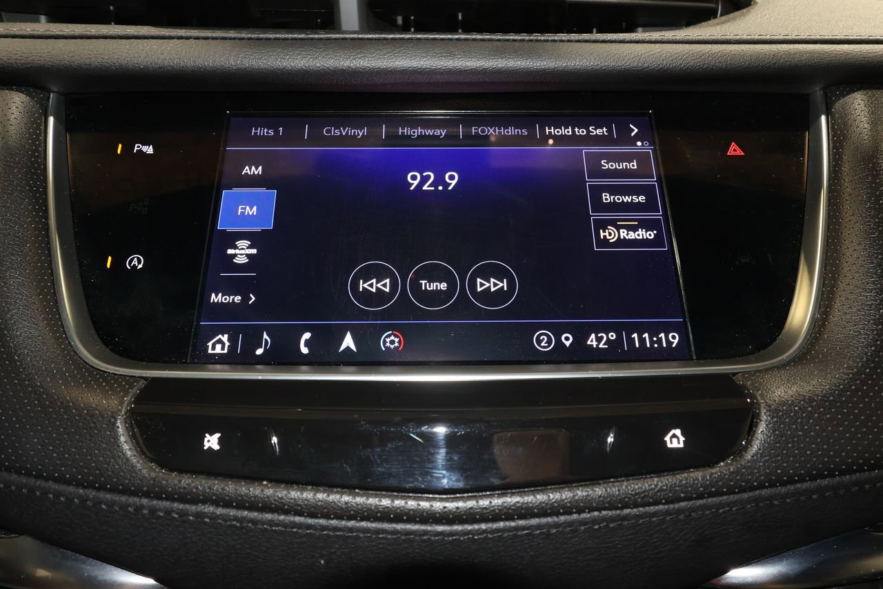 Certified 2025 Cadillac XT5 Premium Luxury image 12