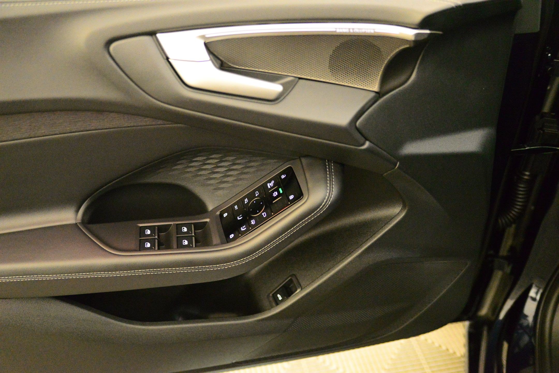 New 2025 Audi A5 Premium Plus w/ Premium Plus AWD/4WD image 9