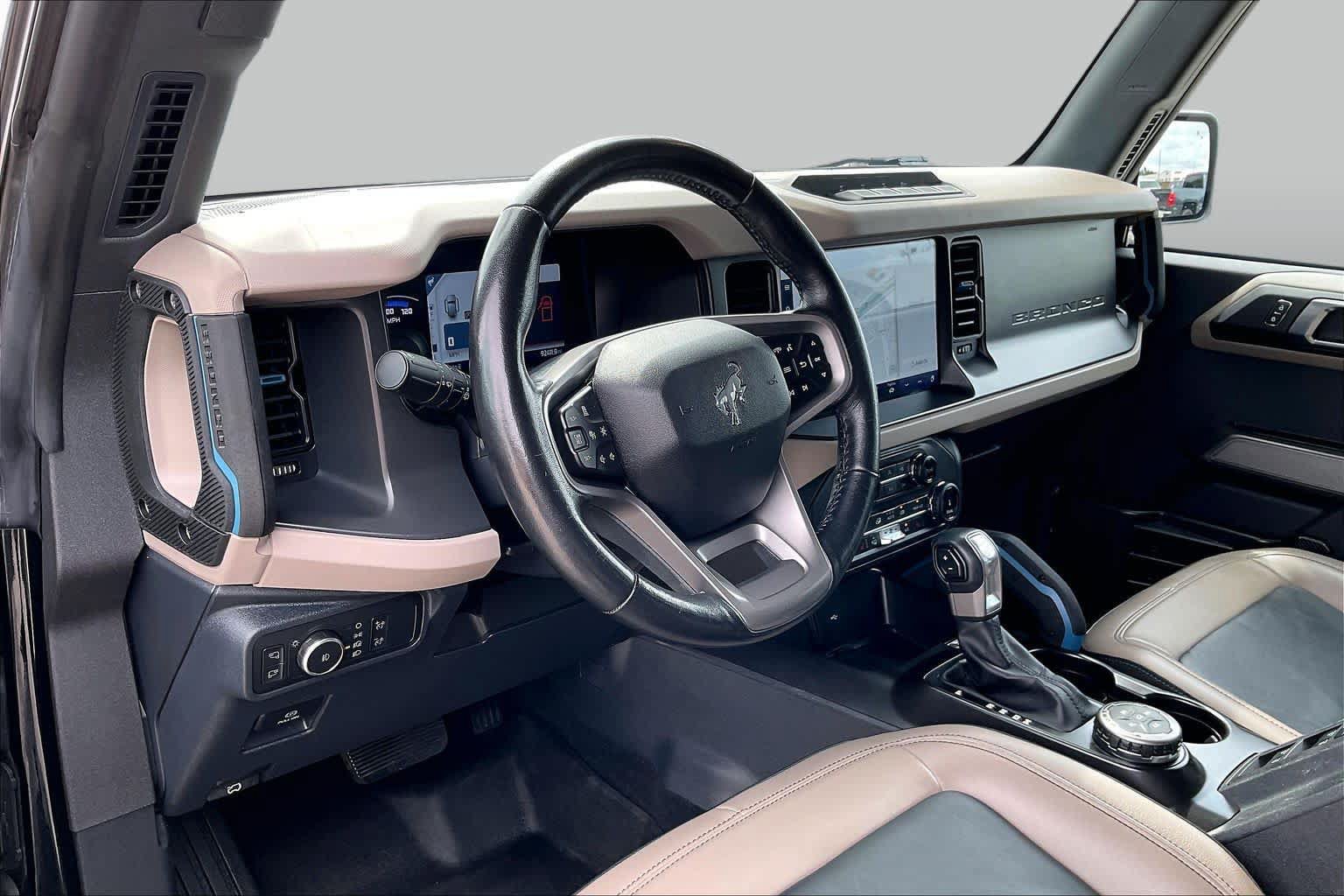 Used 2022 Ford Bronco Wildtrak AWD/4WD image 18