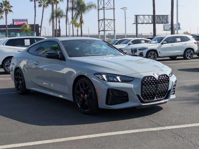 Used 2026 BMW 430i Coupe w/ M Sport Package RWD image 7