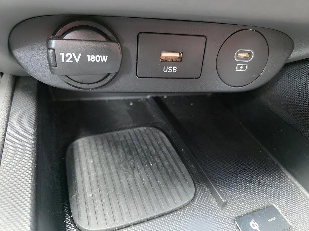 Used 2024 Hyundai Elantra SEL w/ Convenience Package FWD image 33