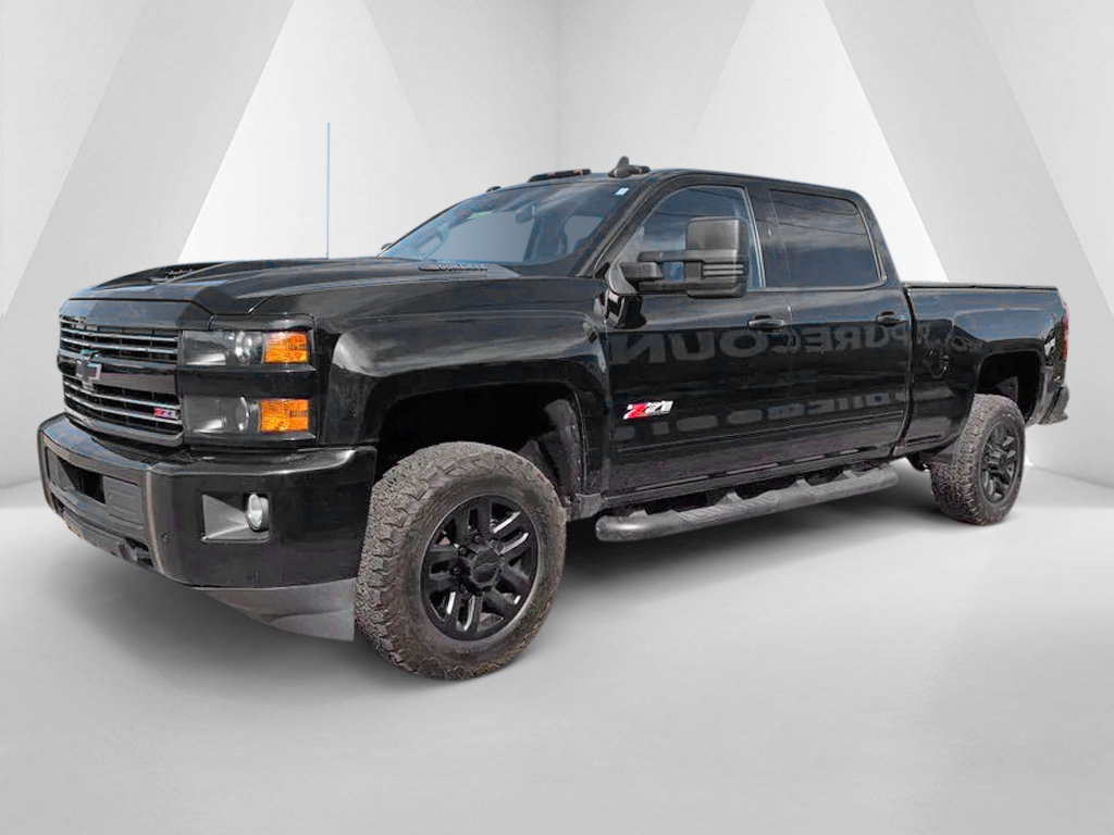 Used 2018 Chevrolet Silverado 2500 LTZ w/ Midnight Edition AWD/4WD image 3