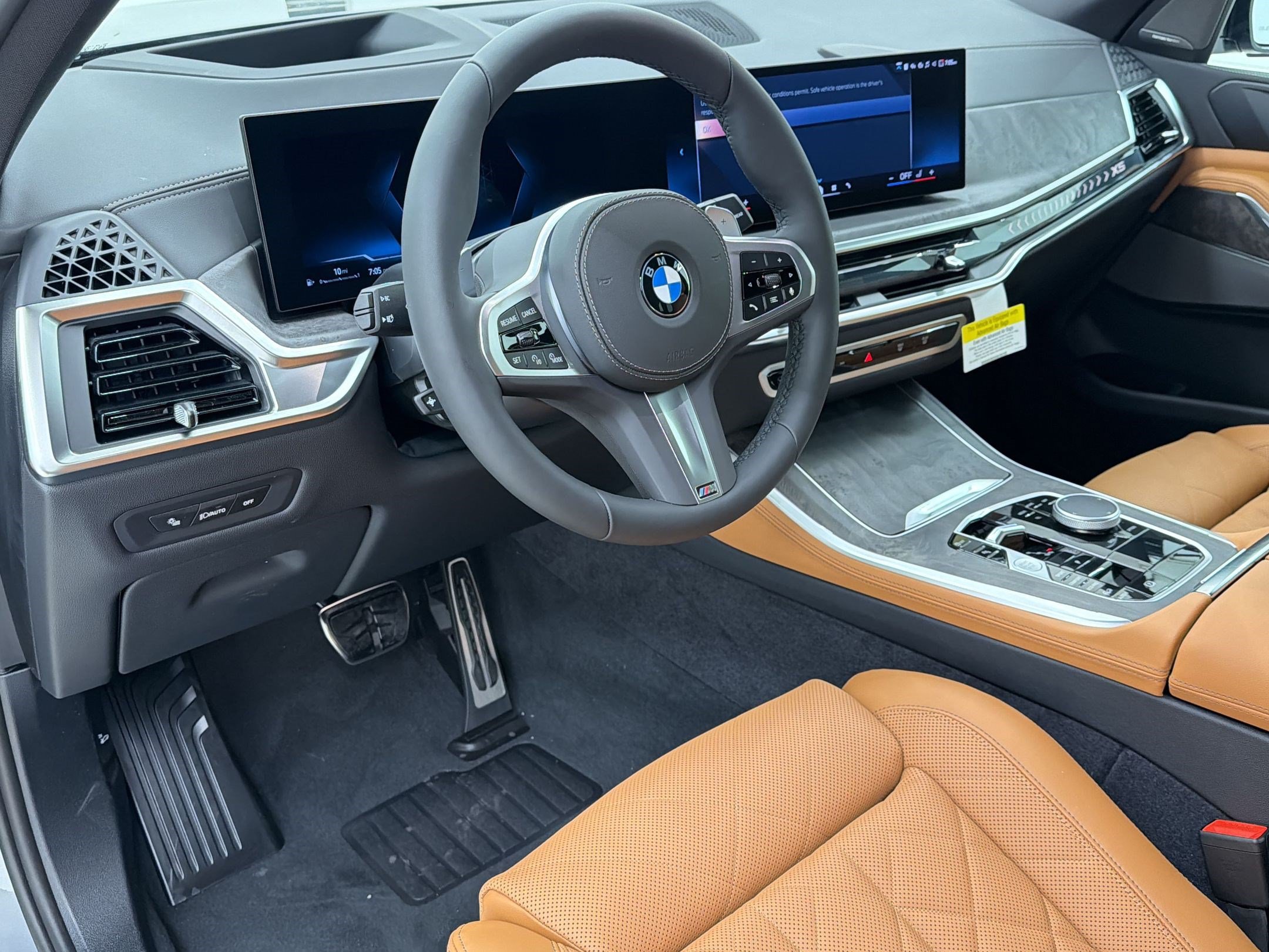 New 2026 BMW X5 xDrive40i w/ M Sport Package AWD/4WD image 4