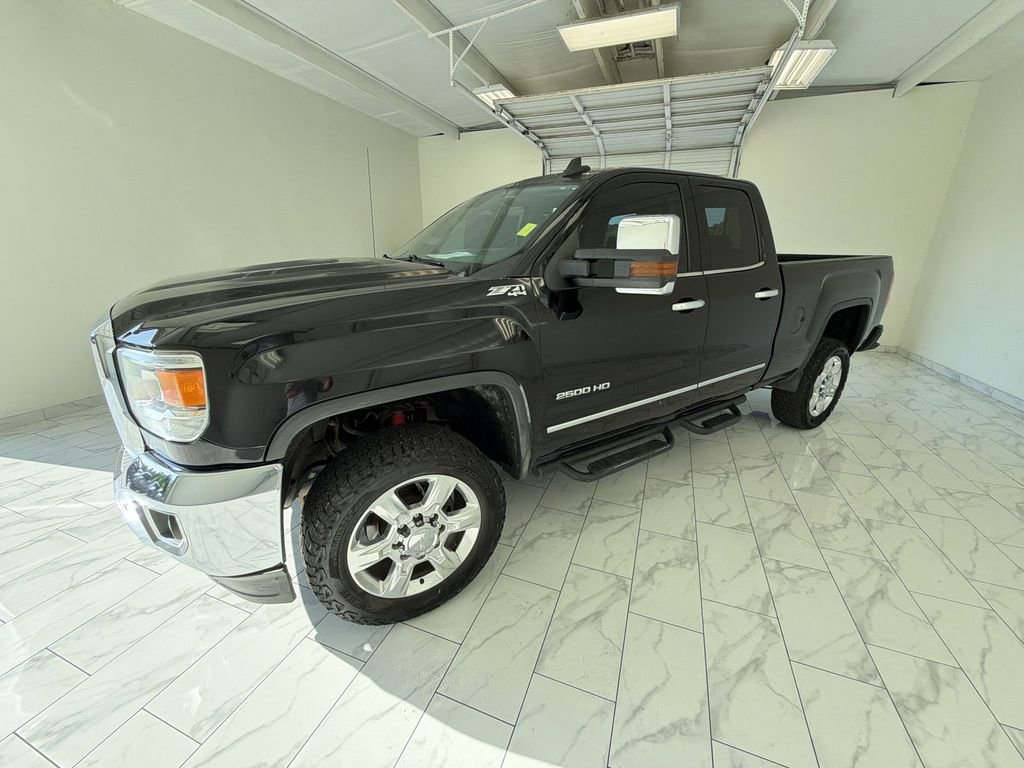 Used 2018 GMC Sierra 2500 SLT w/ Driver Alert Package AWD/4WD image 4