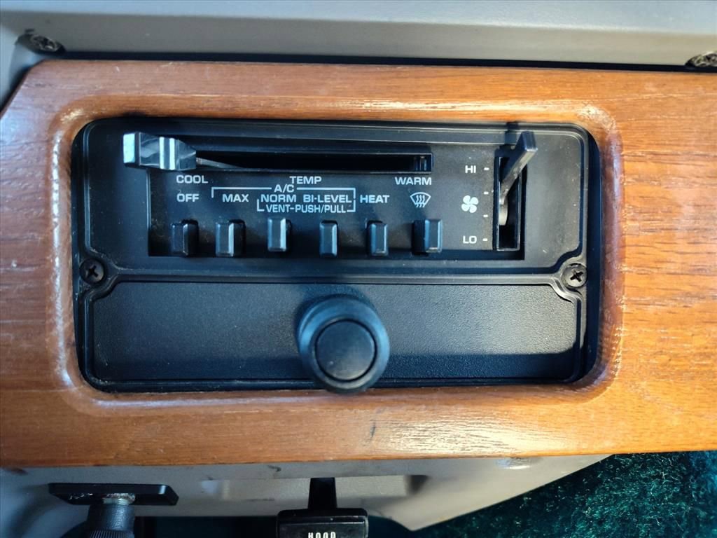 Used 1994 Dodge B2500 image 26