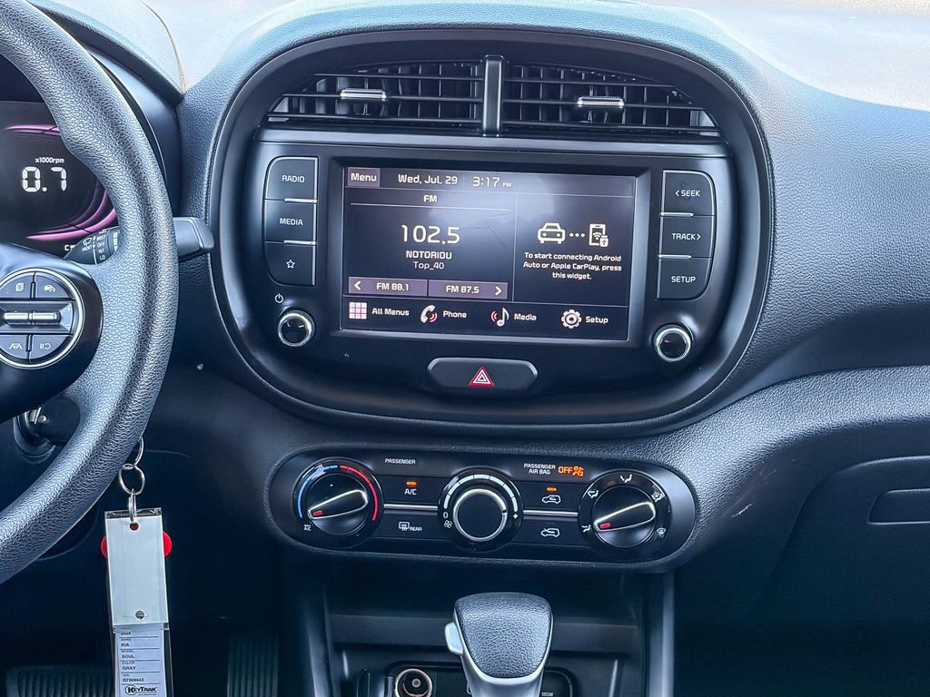 Used 2024 Kia Soul LX w/ Option Group 015 FWD image 15