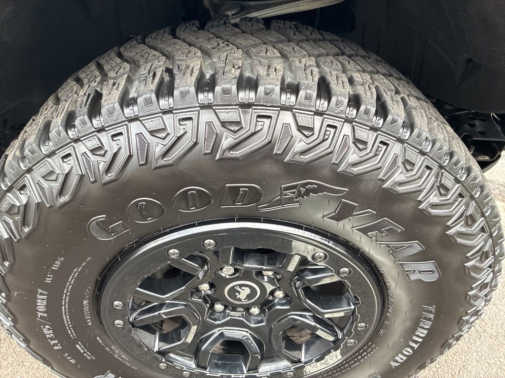 Used 2023 Ford Bronco Wildtrak image 10