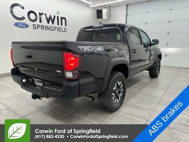 Used 2019 Toyota Tacoma TRD Off-Road image 4