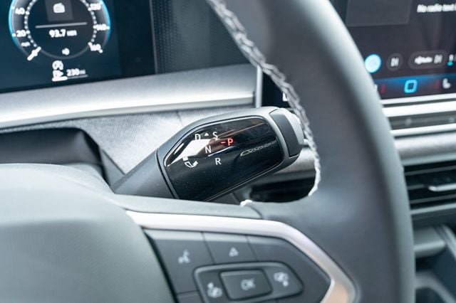 New 2026 Volkswagen Tiguan S FWD image 24