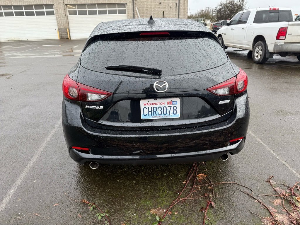 Used 2018 MAZDA MAZDA3 Touring image 4