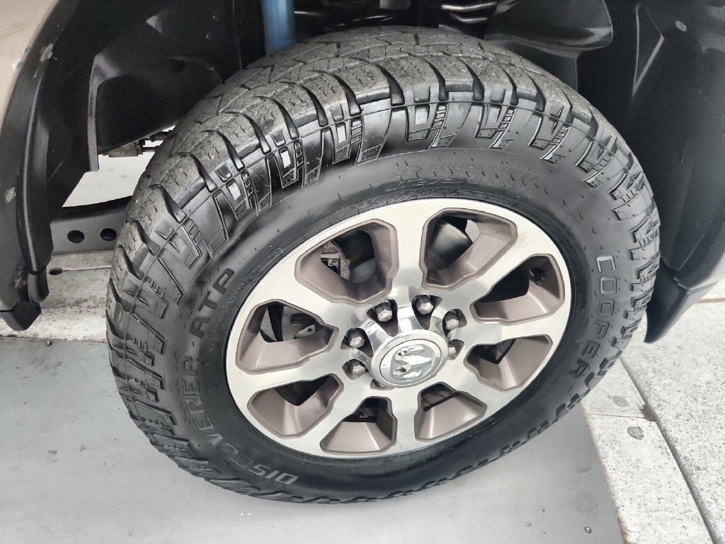 Used 2019 RAM 2500 Limited AWD/4WD image 29