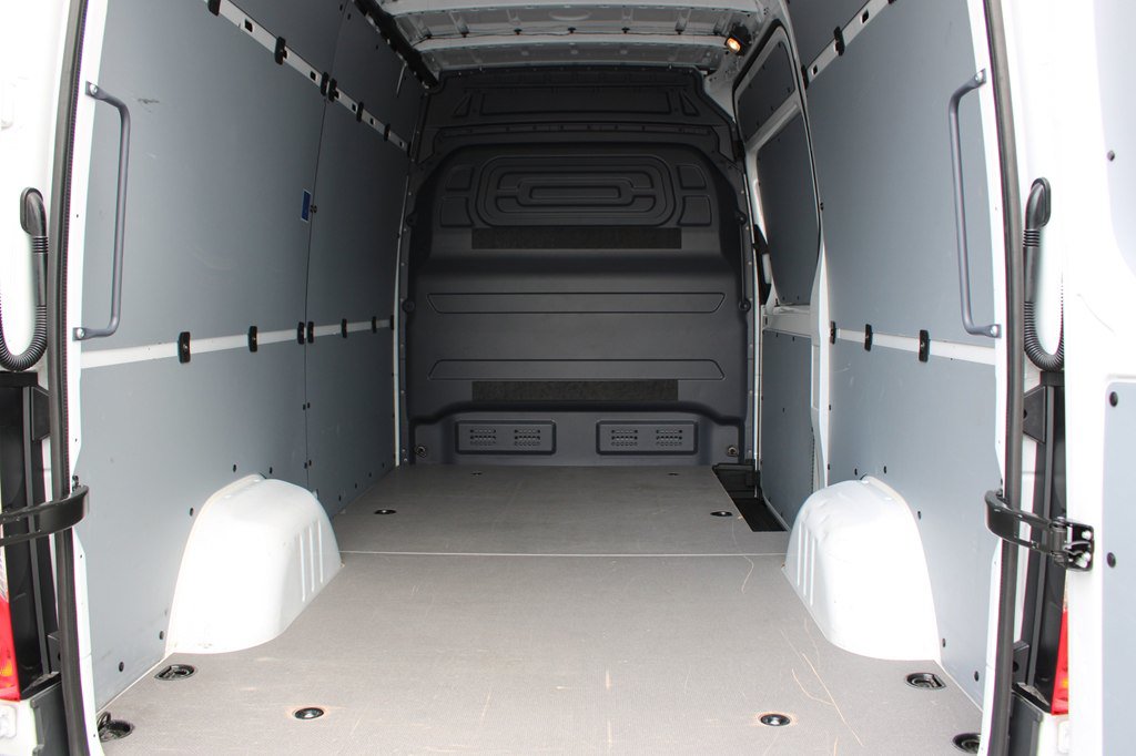 Used 2025 Mercedes-Benz Sprinter 2500 image 17