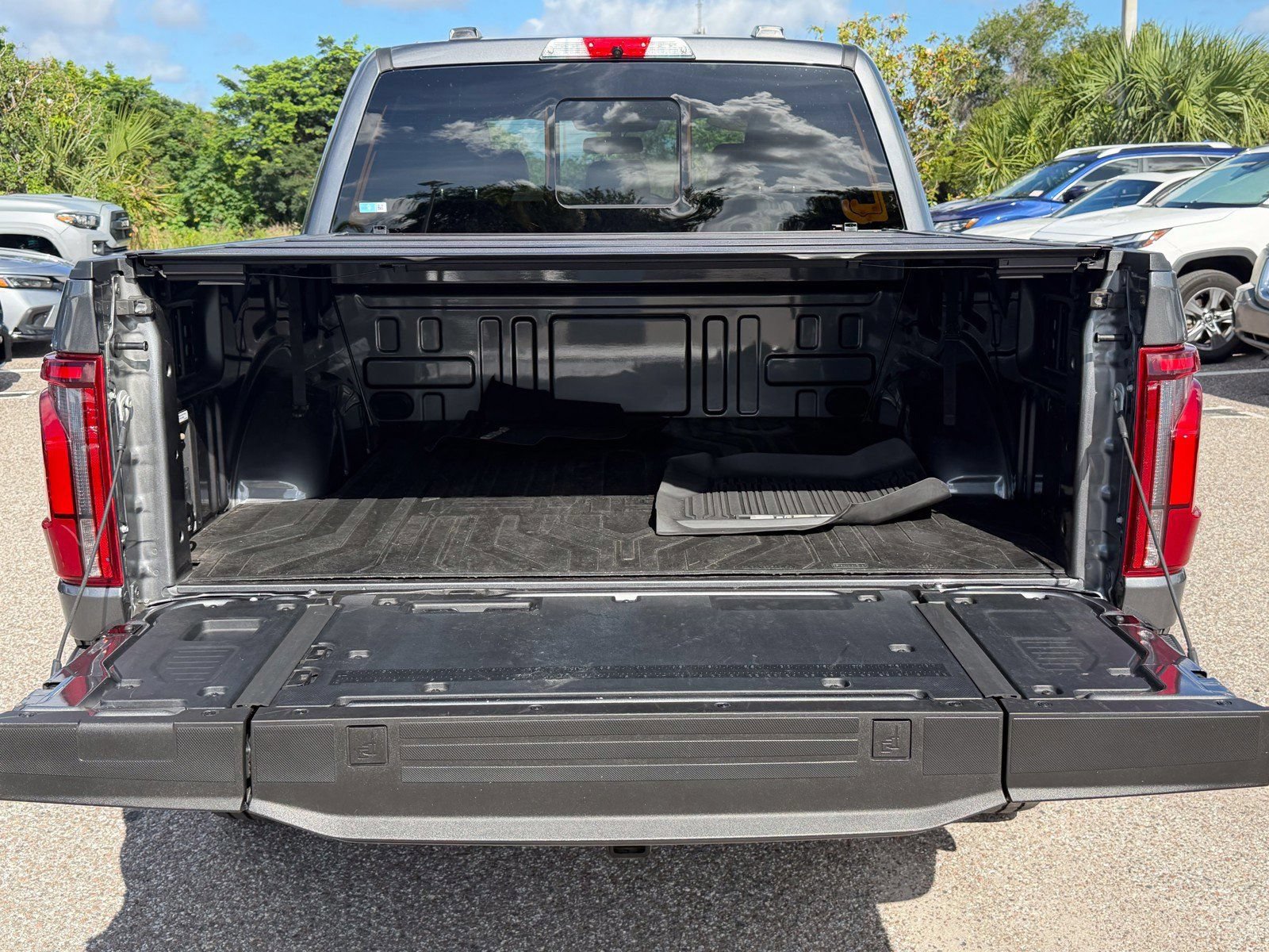 Used 2024 Ford F150 Platinum w/ Equipment Group 702A High AWD/4WD image 11