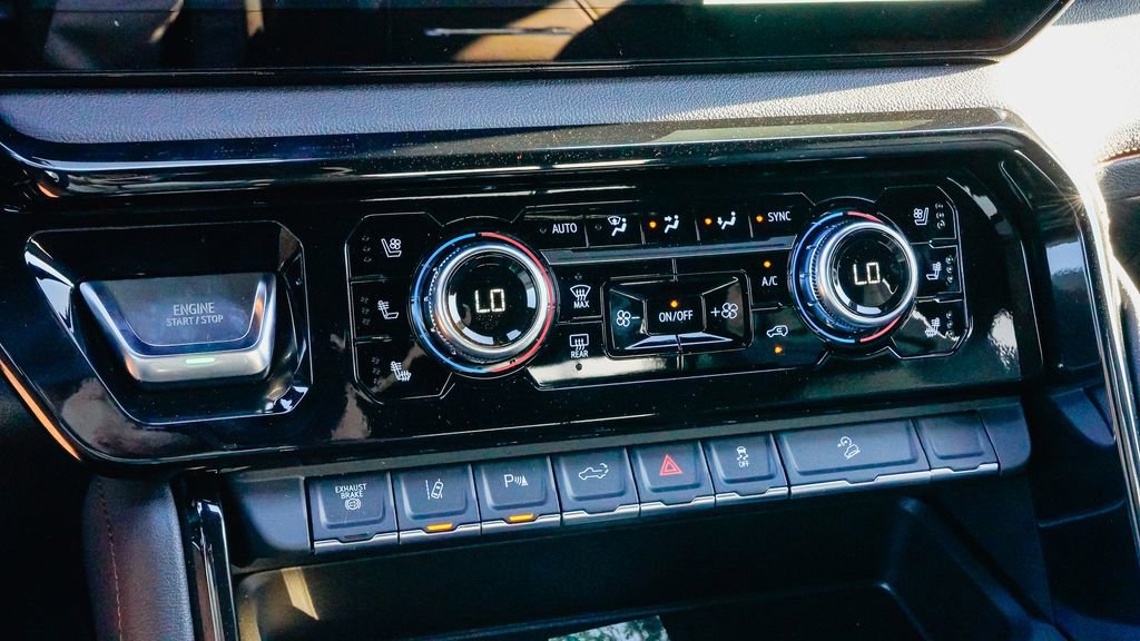 New 2026 GMC Sierra 3500 AT4 w/ AT4 Premium Plus Package image 27