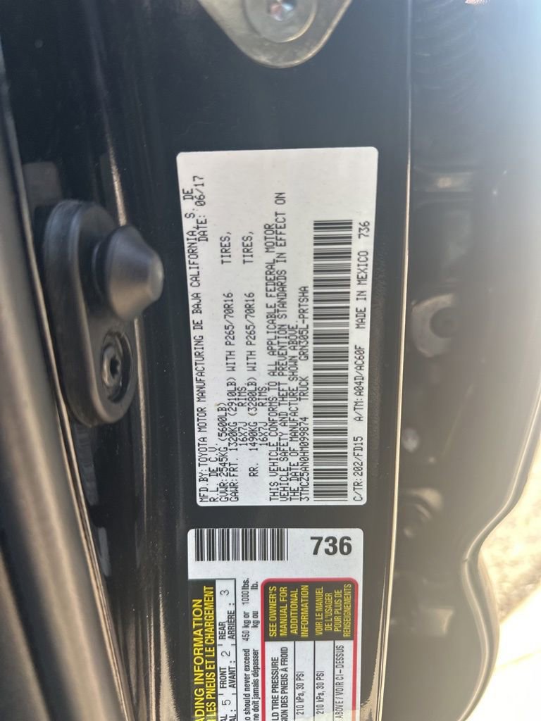 Used 2017 Toyota Tacoma TRD Off-Road w/ Tow Package (A/T) image 37