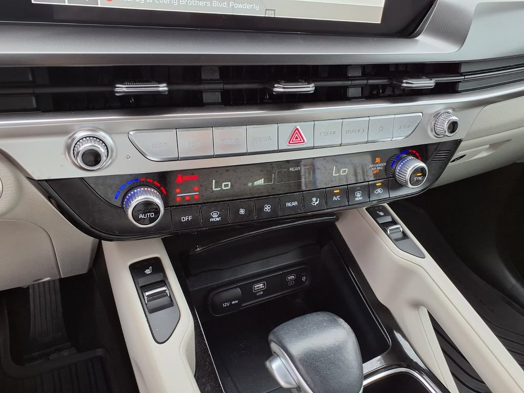 Used 2025 Kia Telluride S FWD image 18
