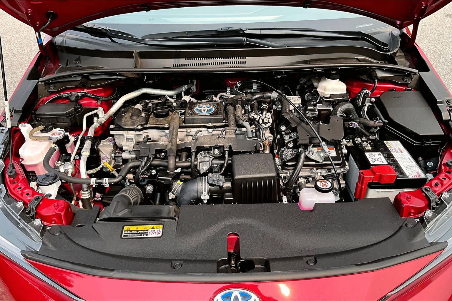 Used 2024 Toyota Corolla SE w/ SE Package FWD image 32