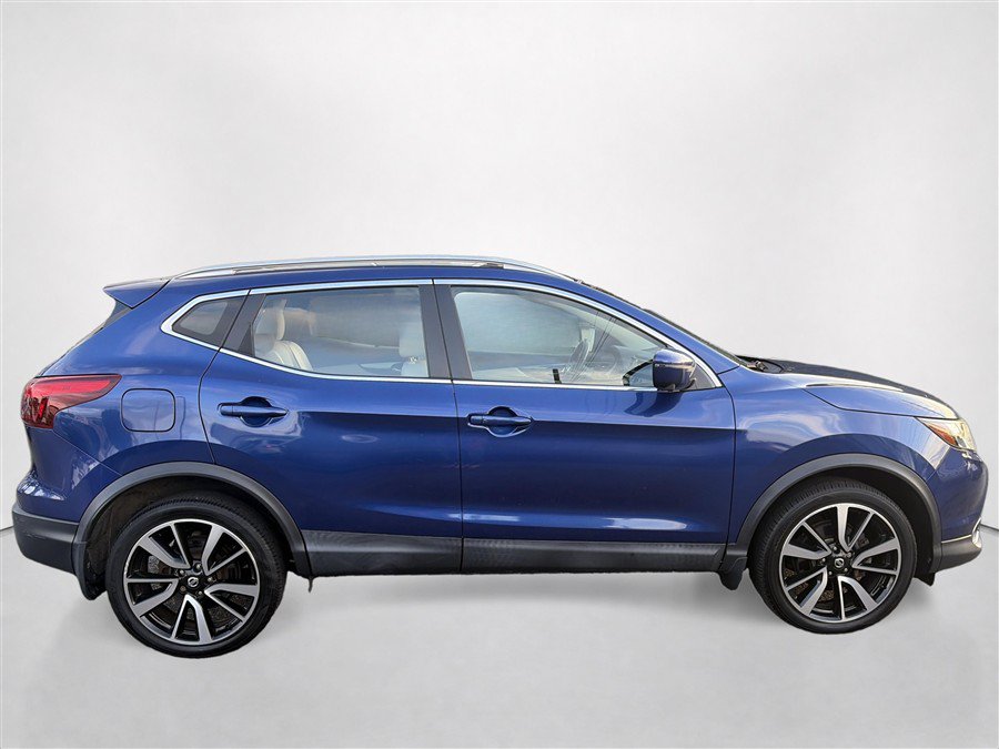 Used 2018 Nissan Rogue Sport SL w/ SL Premium Package AWD/4WD image 6