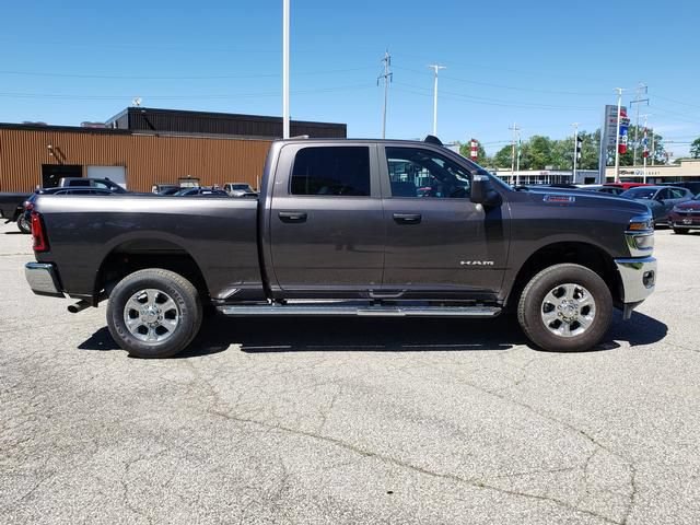 Used 2026 RAM 2500 Big Horn AWD/4WD image 2