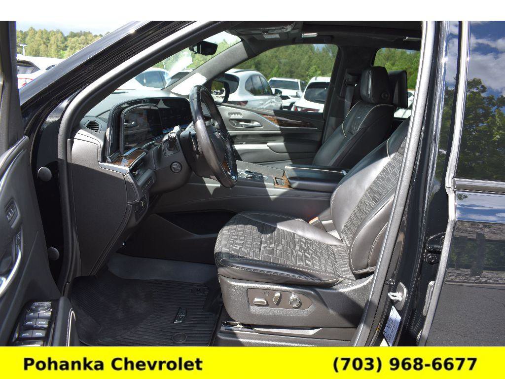 Used 2021 Cadillac Escalade ESV Sport Platinum w/ LPO, ONYX Package AWD/4WD image 29