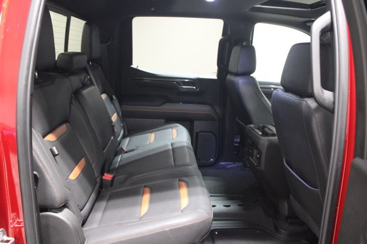 Used 2024 GMC Sierra 1500 AT4 w/ Technology Package image 32