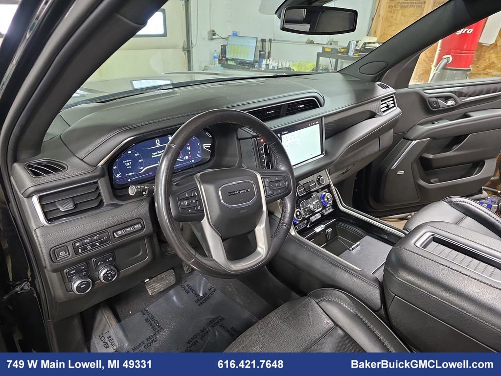Used 2022 GMC Yukon XL Denali image 18