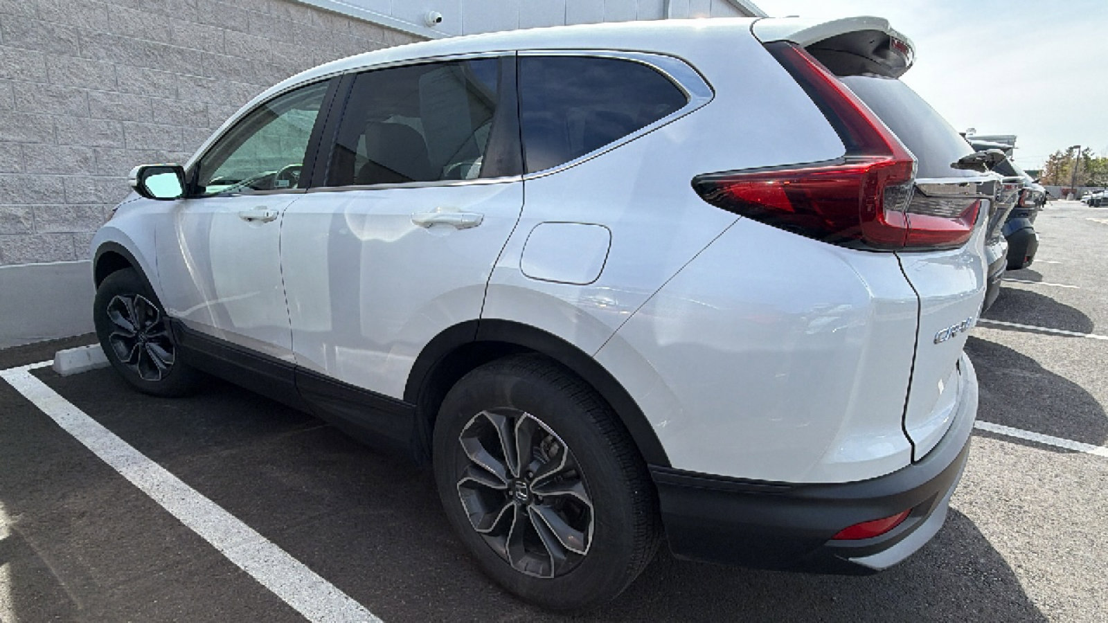 Used 2022 Honda CR-V EX image 3