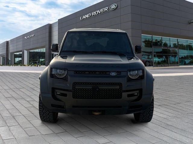 Used 2025 Land Rover Defender 110 AWD/4WD image 8