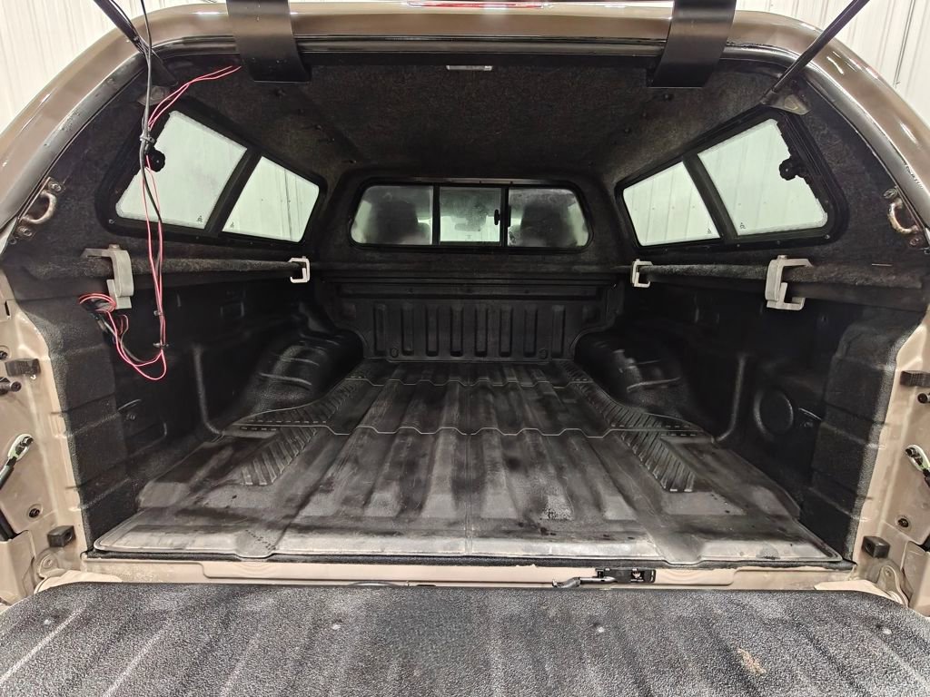 Used 2024 Nissan Frontier PRO-4X w/ Off-Road Protection Package image 24