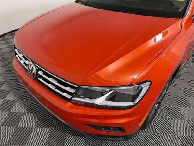 Used 2018 Volkswagen Tiguan SE w/ Panoramic Sunroof Package FWD image 10