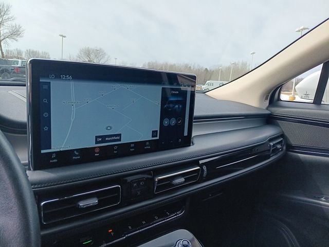 Used 2022 Lincoln Nautilus AWD w/ Premium Package image 10