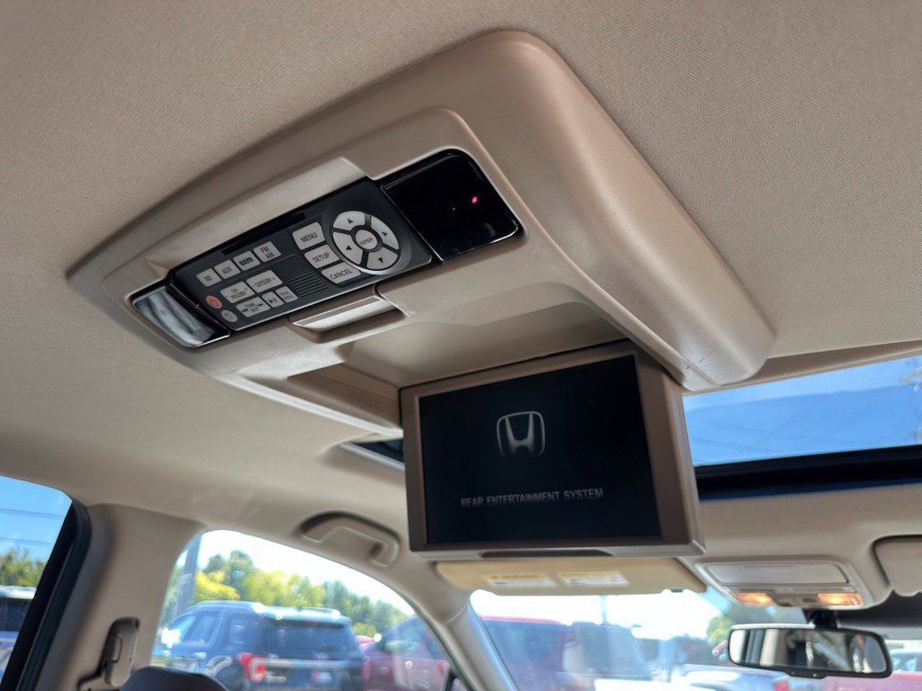 Used 2018 Honda Pilot Touring image 41