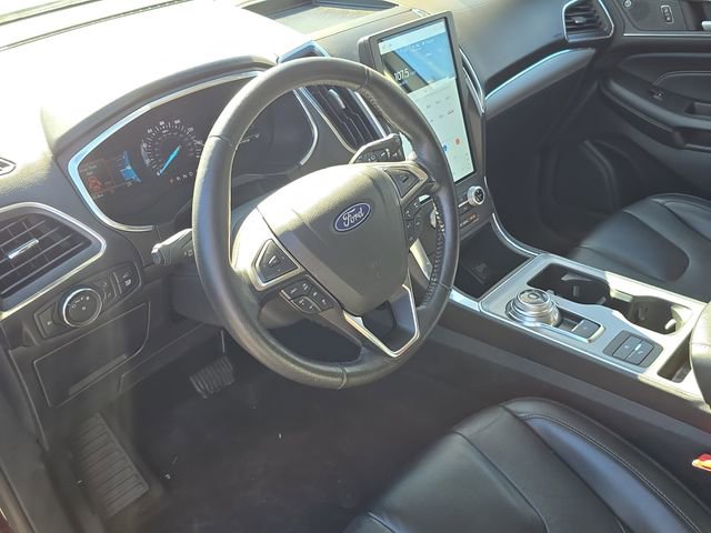 Used 2021 Ford Edge Titanium image 15
