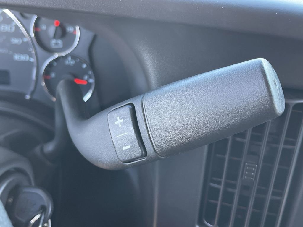 New 2025 GMC Savana 3500 LS image 16