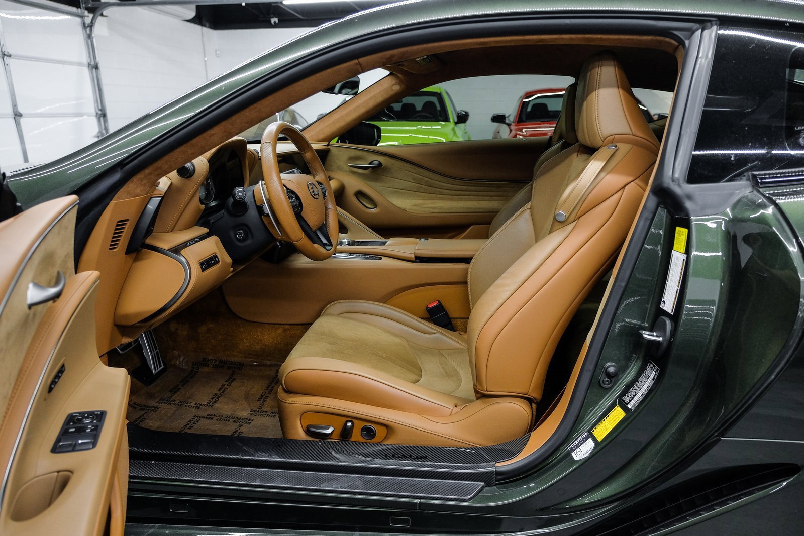 Used 2021 Lexus LC 500 Coupe w/ Performance Package image 4