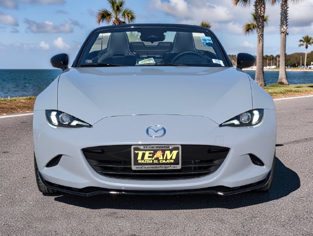 New 2026 MAZDA MX-5 Miata Club w/ Brembo/BBS/Recaro Package RWD image 3