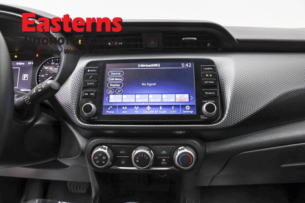 Used 2023 Nissan Kicks SV FWD image 12
