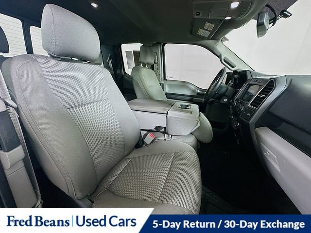 Used 2016 Ford F150 XLT w/ Equipment Group 302A Luxury image 26