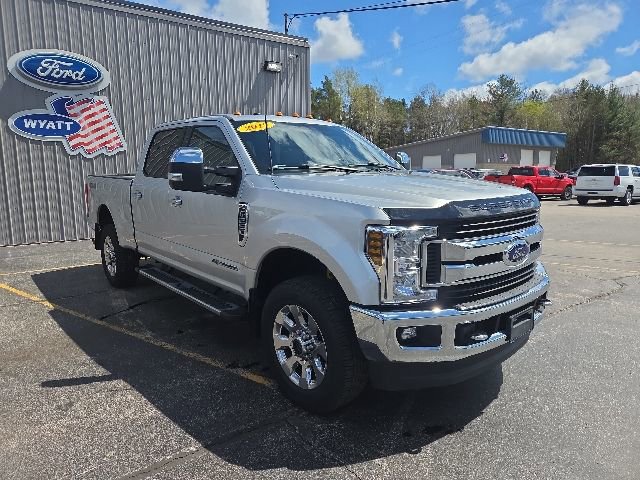 Used 2019 Ford F250 XLT w/ XLT Premium Package AWD/4WD image 3