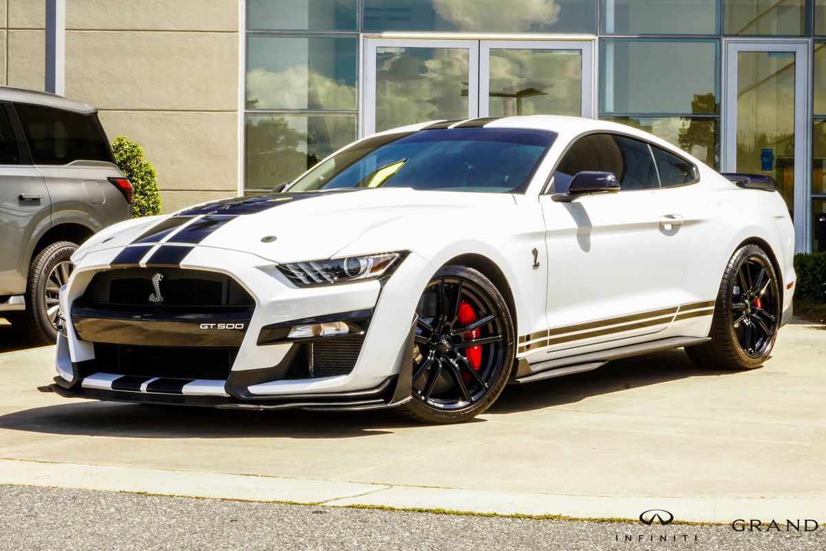 Used 2022 Ford Mustang Shelby GT500 w/ Technology Package RWD image 1