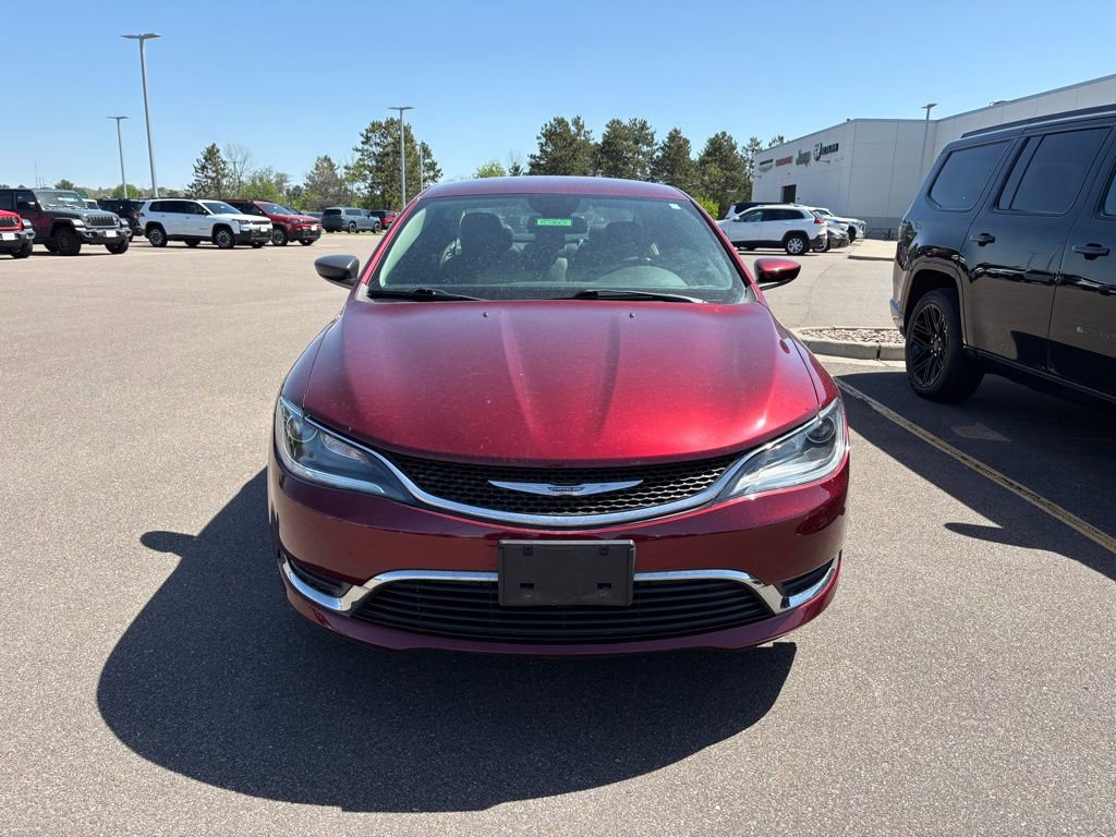 Used 2017 Chrysler 200 Limited Platinum w/ Comfort & Convenience Group FWD image 5