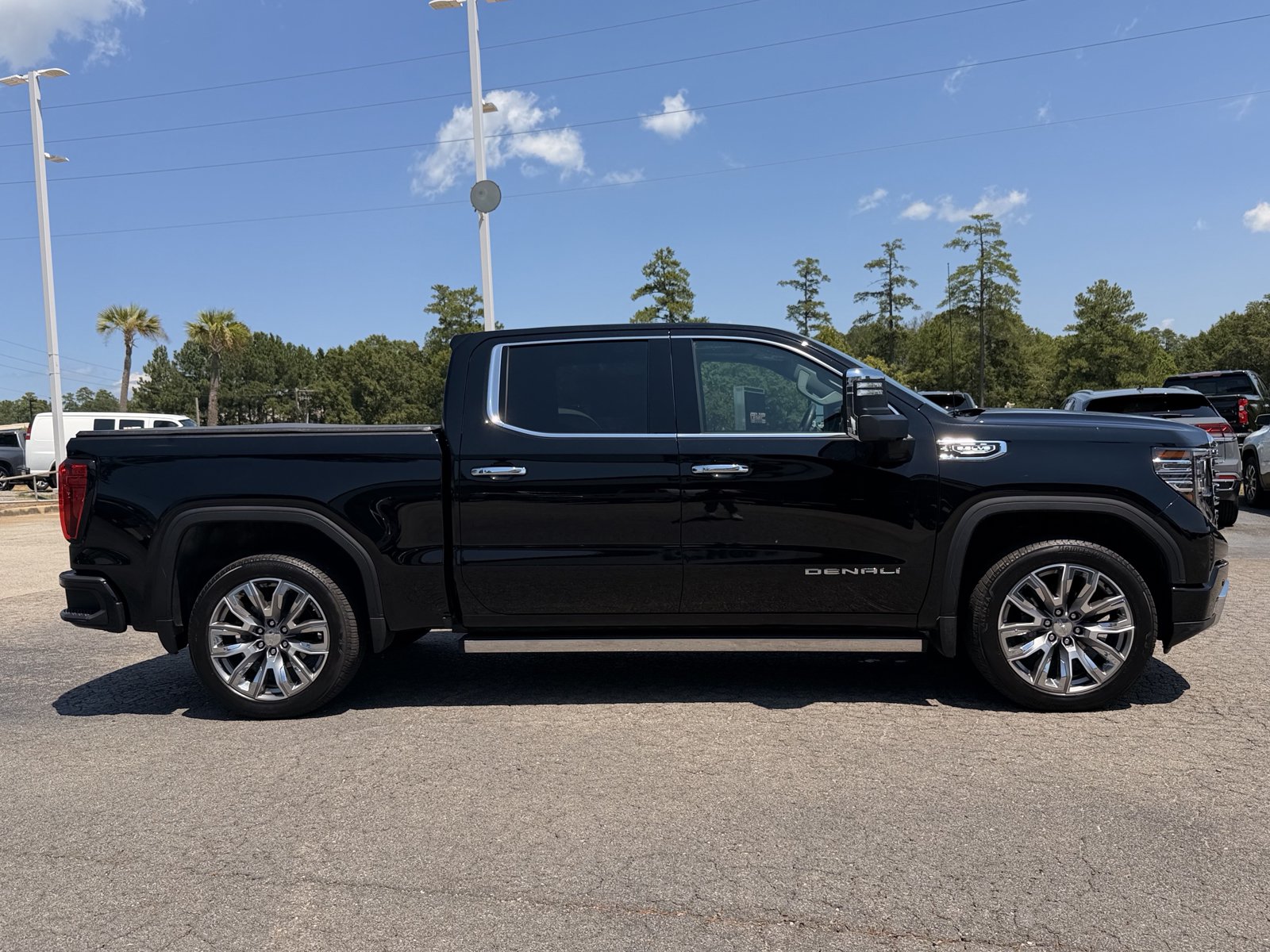Used 2026 GMC Sierra 1500 Denali w/ Denali Reserve Package AWD/4WD image 47