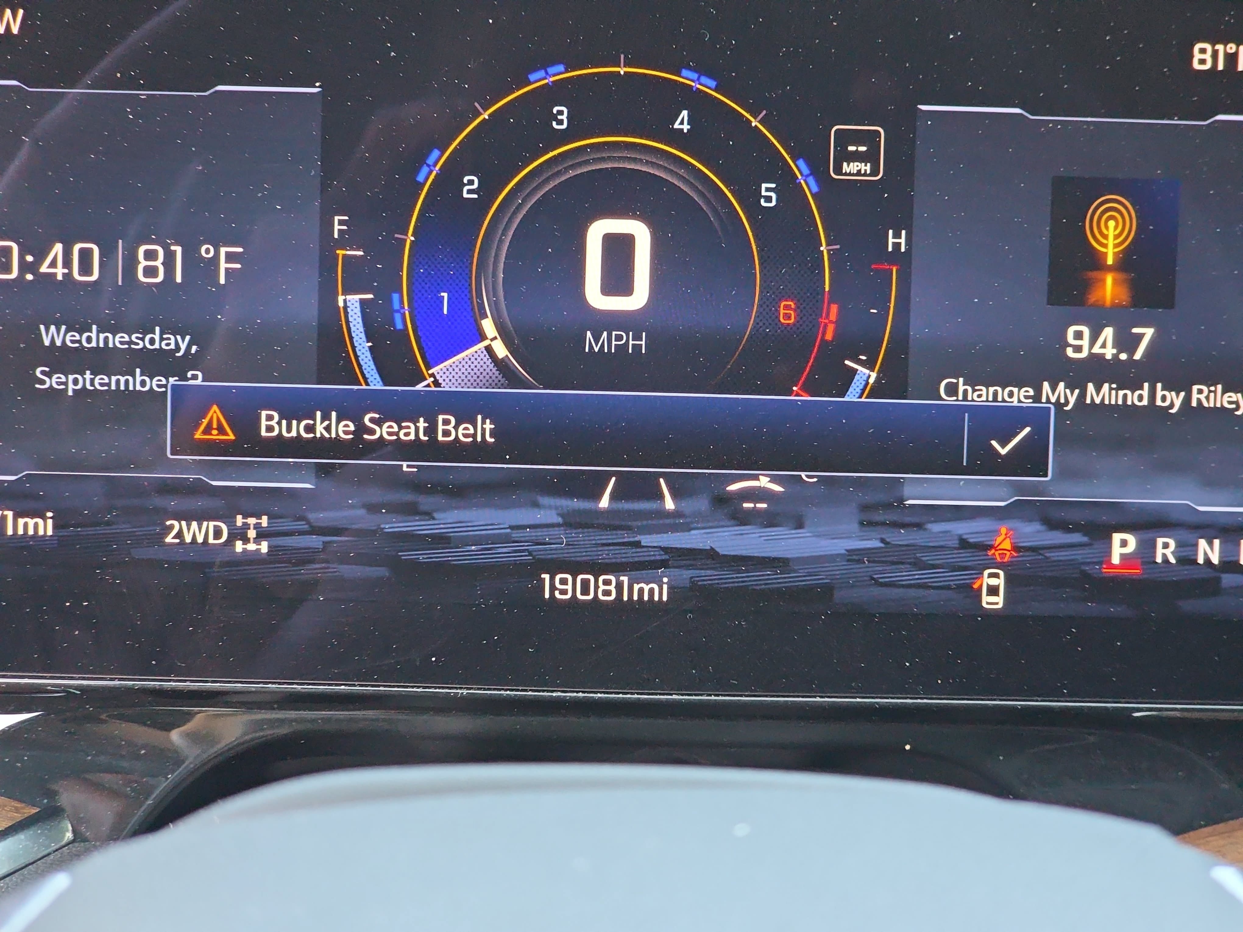 Used 2025 Chevrolet Suburban High Country AWD/4WD image 20