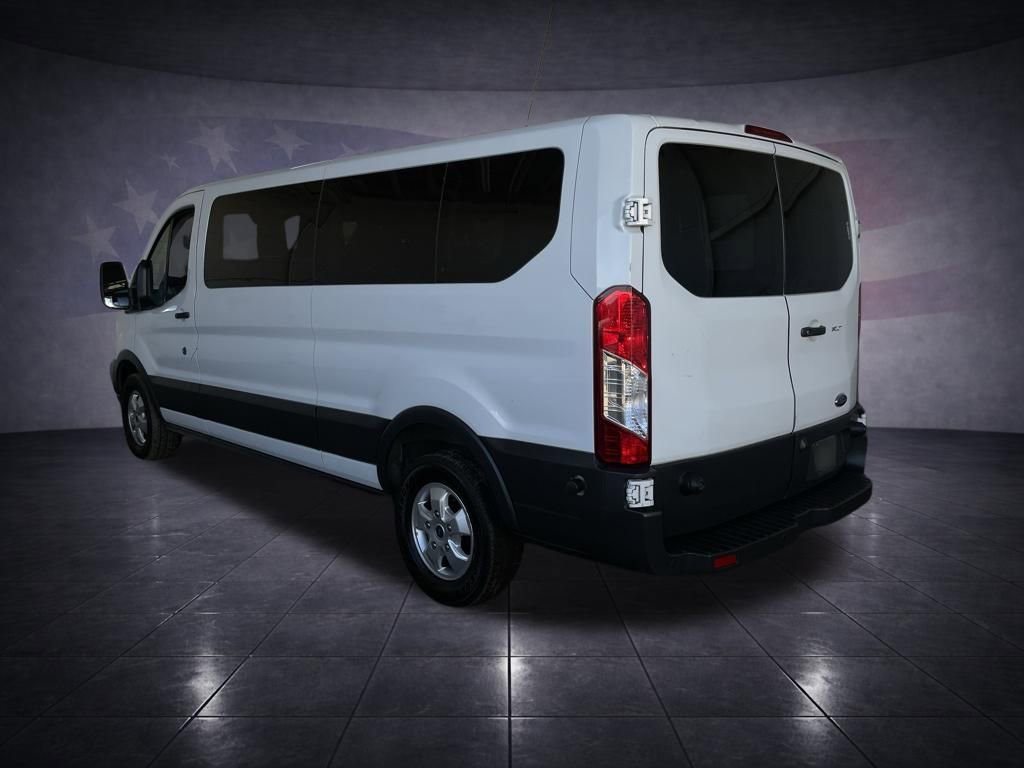 Used 2018 Ford Transit 350 XLT image 3